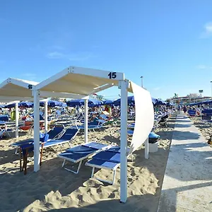 https://riccione-beach-hotel.emilia-romagnahotels.net